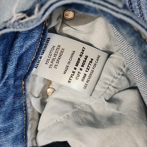 Altar'd State Jeans - Picture 4 of 11